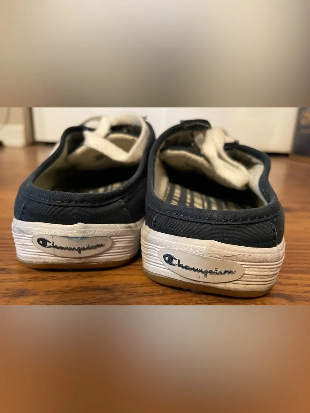 Champion Navy Canvas Low-Top Slip On Sneakers with White Laces 8 W